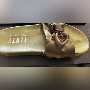 Fenty X Puma  Rubber Olive Bow slides